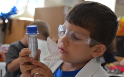 Scientists in School in Inspired Minds Learning contest – Only 1 day left to vote.