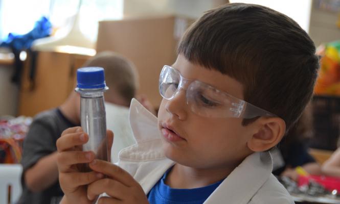 Scientists in School in Inspired Minds Learning contest – Only 1 day left to vote.