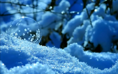 These Soap Bubbles Form Ice Crystals Right Before Your Eyes
